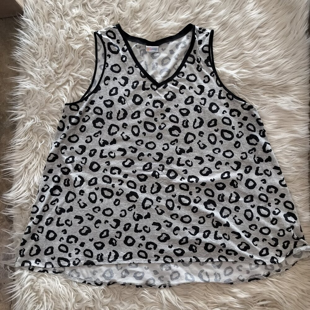 LuLaRoe Kristina V-Neck Swing Tank Grey Leopard Print